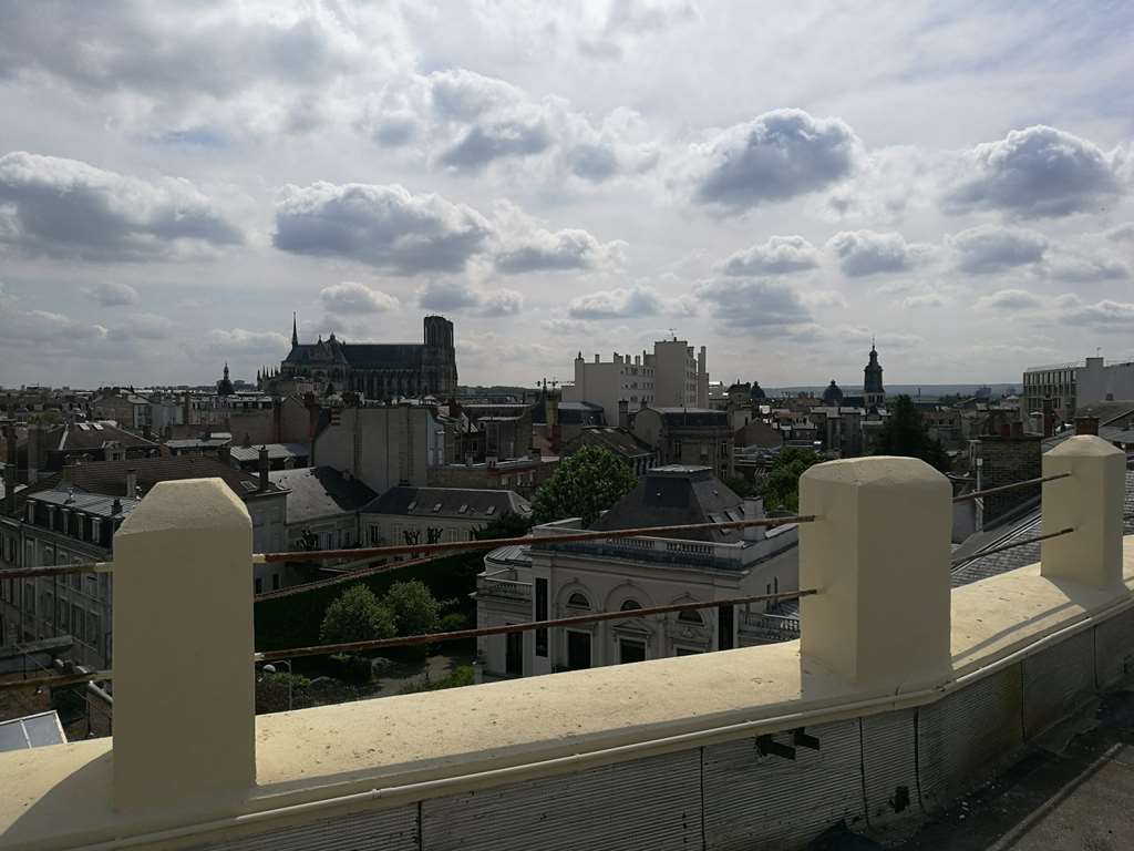 Hotel L'Univers Reims Exterior foto